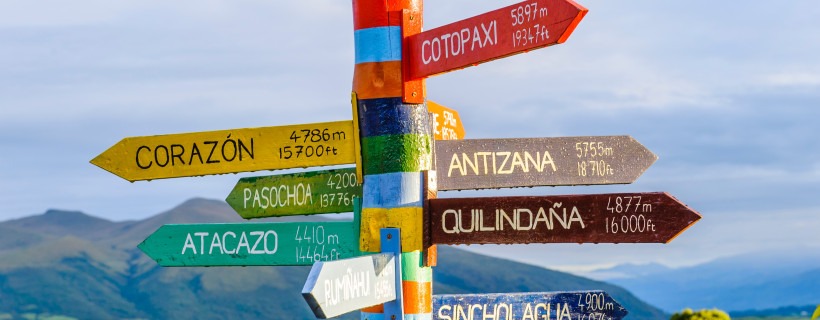 Wegweiser als Symbol für Berufsberater*innen 