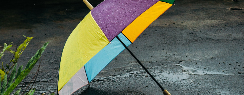 Regenschirm als Symbol für Stressbewältigungsstrategien
