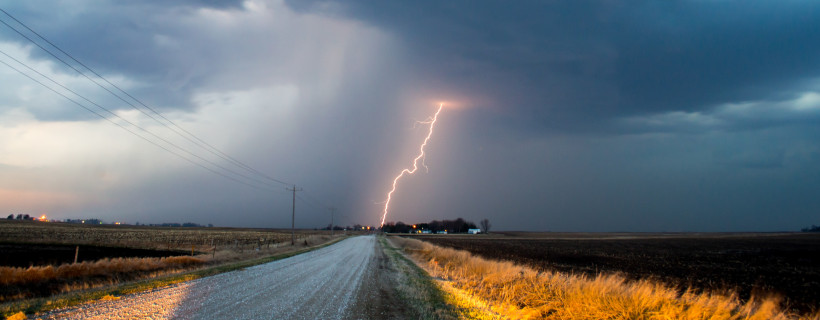 Blitz als Symbol für Stress 