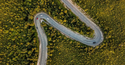 Von oben geschaut, zeigt Supervision mehr vom Weg